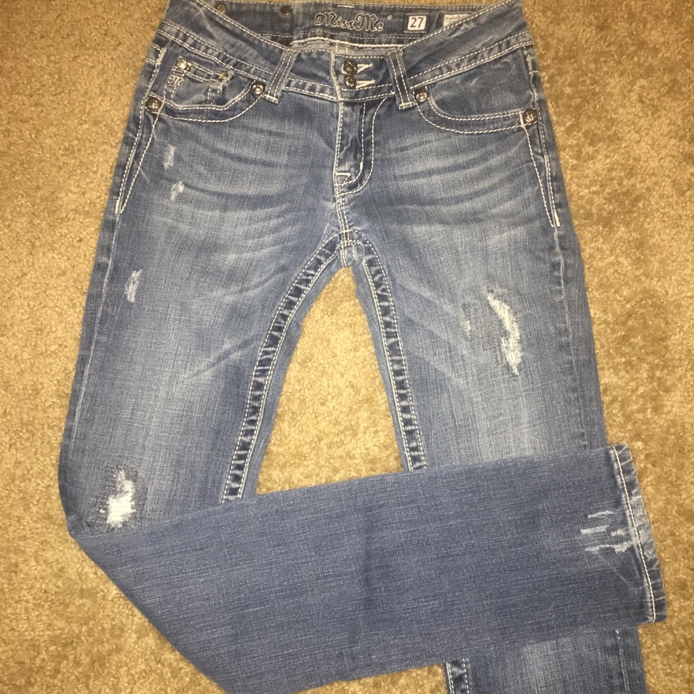Miss Me distressed skinny jeans. Size 27